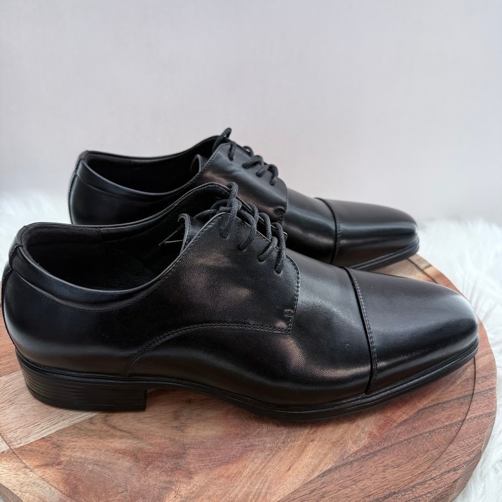 Van Heusen Mens 11W‎ Black Cap Toe Oxford Dress Shoes Wide Width NWOB